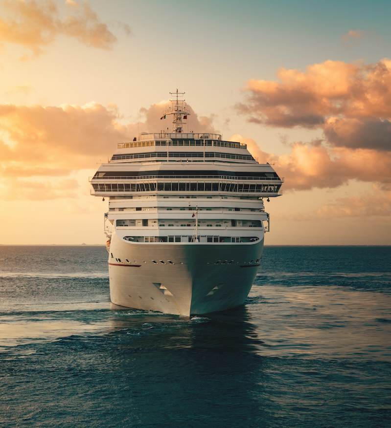 cruise-ship-PDTFFDZ