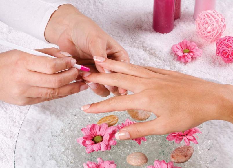 nail painting